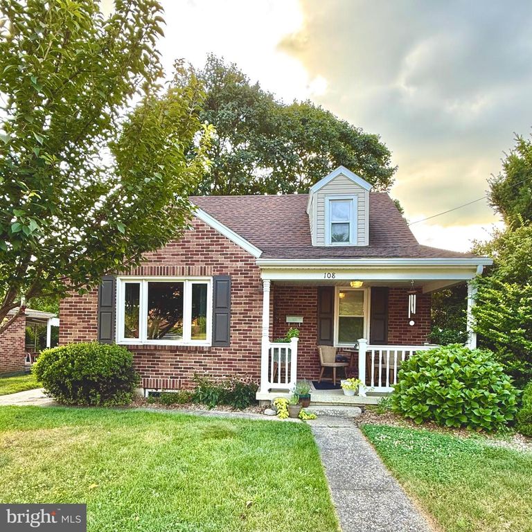 108 N OXFORD ST, York, PA 17402