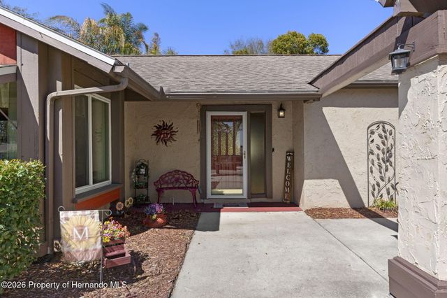 7435 Abington Way, Weeki Wachee, FL 34613