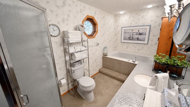 940 Douglas Court, Anoka, MN 55303