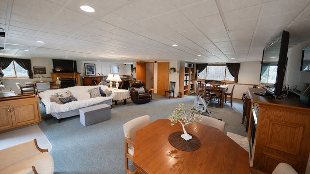 940 Douglas Court, Anoka, MN 55303