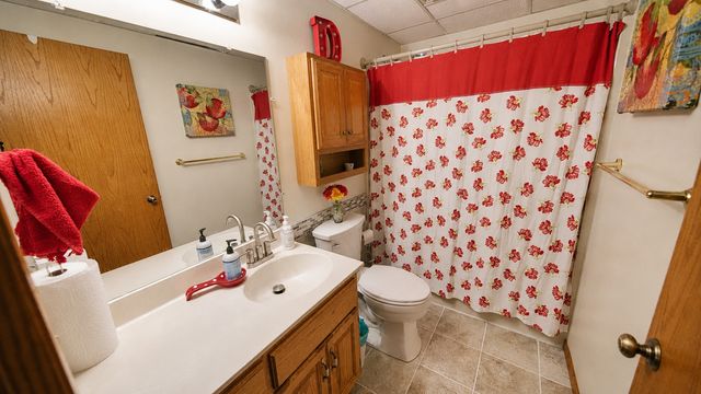 940 Douglas Court, Anoka, MN 55303