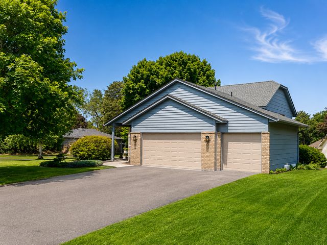 940 Douglas Court, Anoka, MN 55303