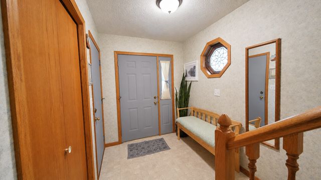 940 Douglas Court, Anoka, MN 55303