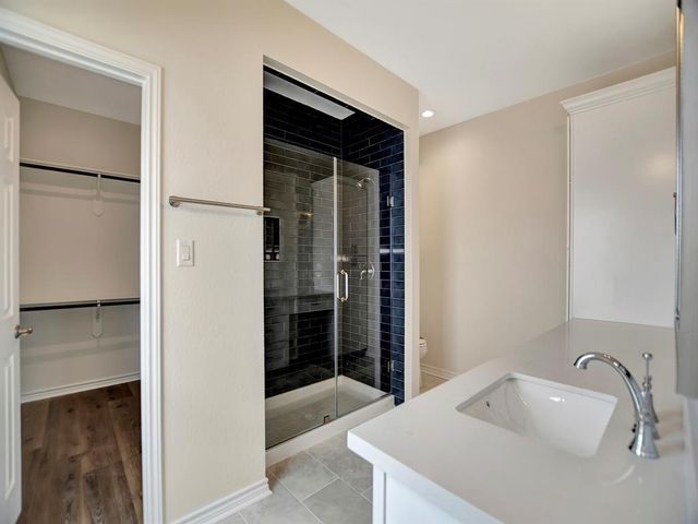 120 Jewel Drive, Crystal Beach, TX 77650