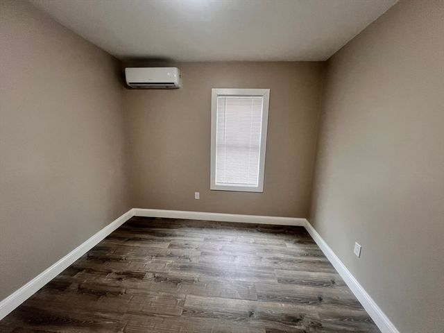 15 Quince Field 2, Boston, MA 02125