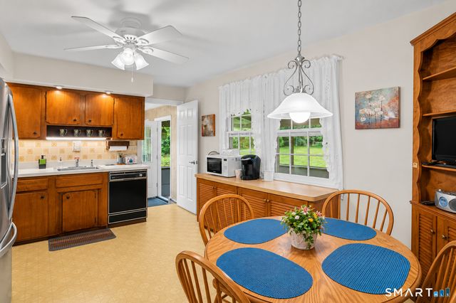 67 Laurel Wood Drive, Shelton, CT 06484