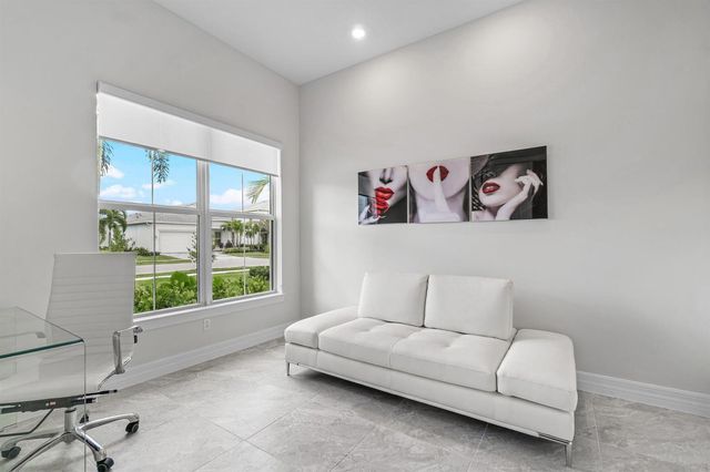 12325 Frontline Lane, Palm Beach Gardens, FL 33412