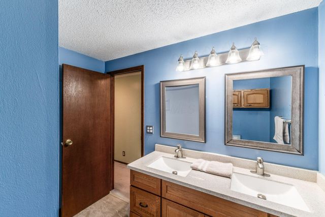 3036 Rainier Avenue, Columbus, OH 43231