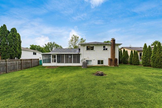 3036 Rainier Avenue, Columbus, OH 43231