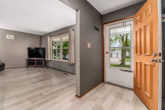 3036 Rainier Avenue, Columbus, OH 43231