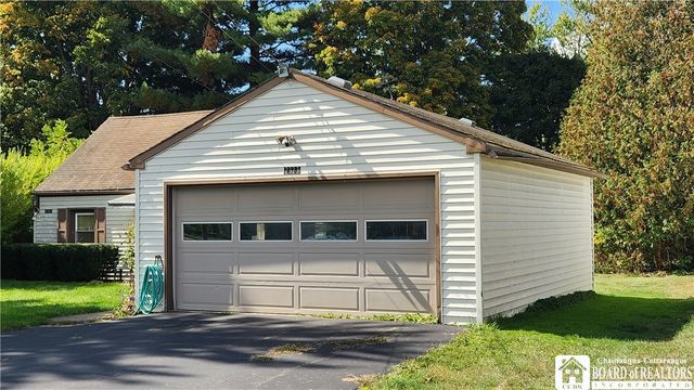 2323 Five Mile Road, Allegany, NY 14706