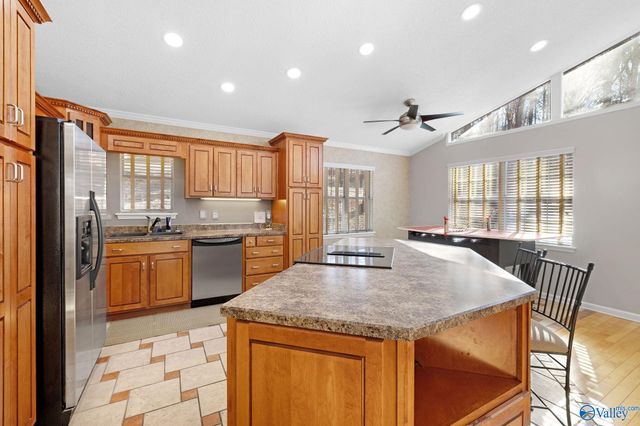 3608 Briarwood Lane, Guntersville, AL 35976