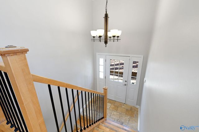 3608 Briarwood Lane, Guntersville, AL 35976