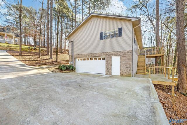 3608 Briarwood Lane, Guntersville, AL 35976