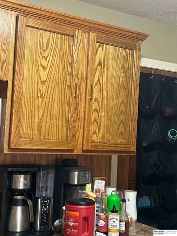 3342 N 41st Street, Omaha, NE 68111