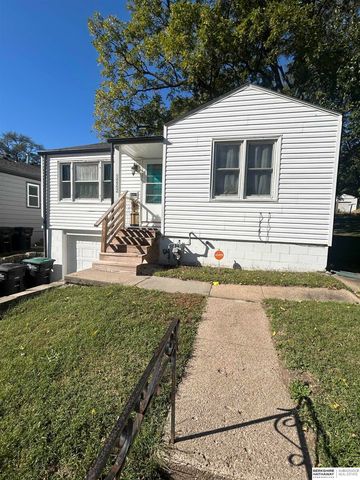 3342 N 41st Street, Omaha, NE 68111