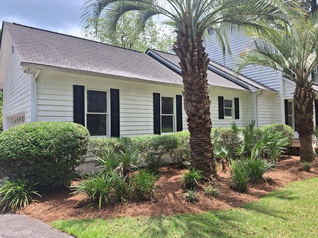 114 Post Office Ln., Pawleys Island, SC 29585