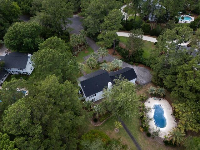 114 Post Office Ln., Pawleys Island, SC 29585