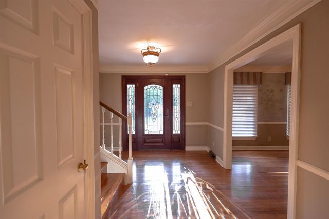 114 Post Office Ln., Pawleys Island, SC 29585