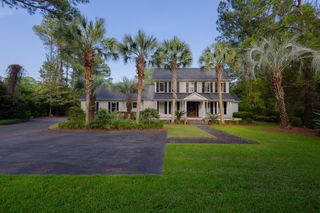 114 Post Office Ln., Pawleys Island, SC 29585