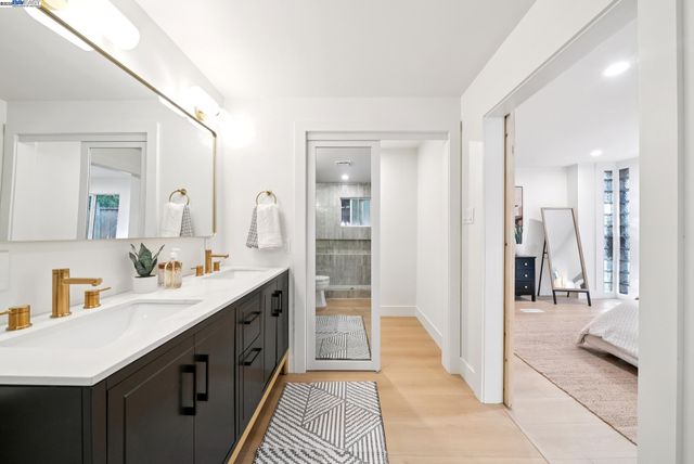 201 Amherst Ave, Kensington, CA 94708