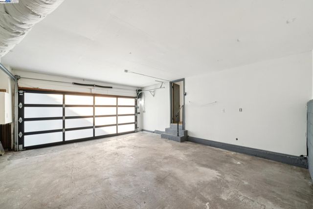 201 Amherst Ave, Kensington, CA 94708