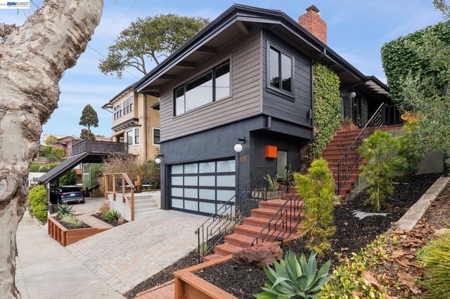 201 Amherst Ave, Kensington, CA 94708