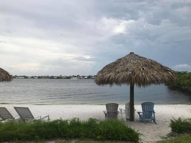 1000 Scotia Drive 205, Hypoluxo, FL 33462