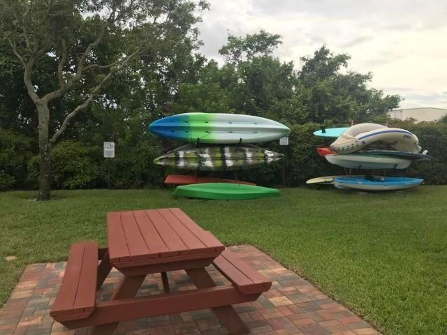 1000 Scotia Drive 205, Hypoluxo, FL 33462