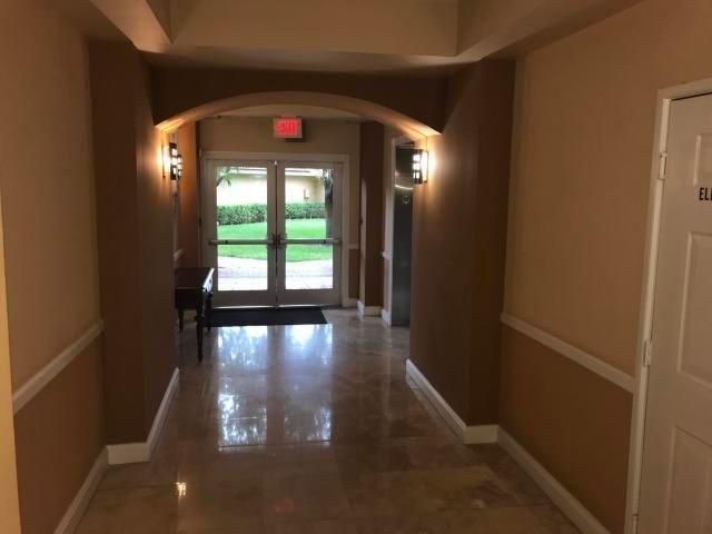 1000 Scotia Drive 205, Hypoluxo, FL 33462