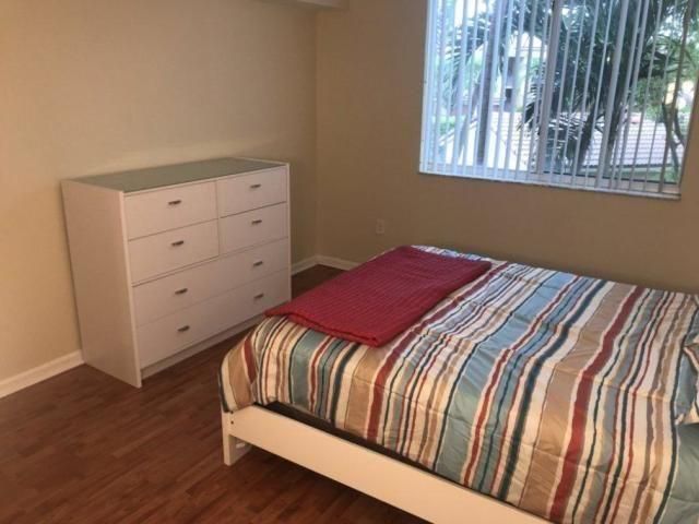 1000 Scotia Drive 205, Hypoluxo, FL 33462