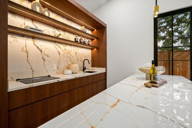 15 San Juan Avenue, Menlo Park, CA 94025