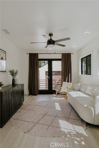 584 N Plymouth Boulevard, Los Angeles, CA 90004