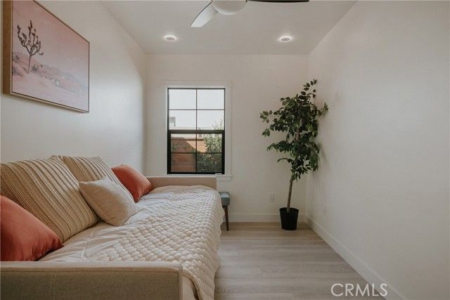 584 N Plymouth Boulevard, Los Angeles, CA 90004