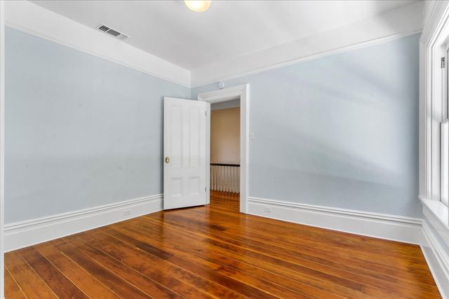 1704 N St, Sacramento, CA 95811