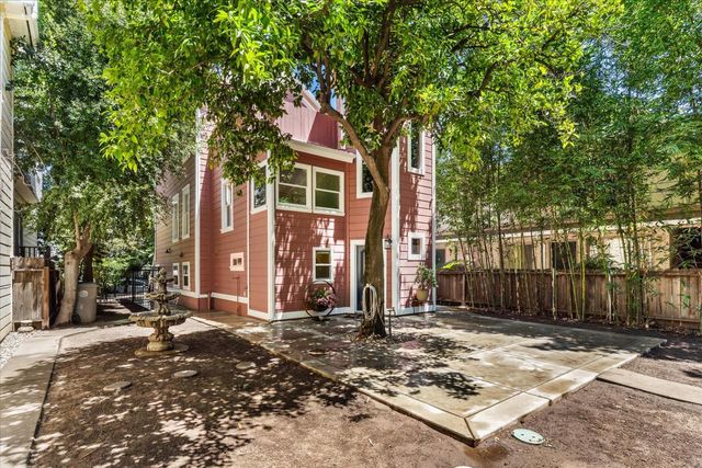 1704 N St, Sacramento, CA 95811
