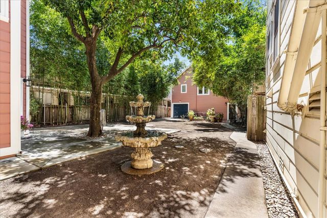 1704 N St, Sacramento, CA 95811