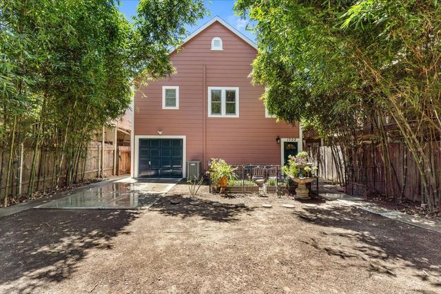 1704 N St, Sacramento, CA 95811