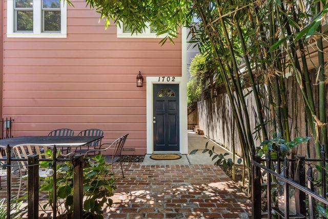 1704 N St, Sacramento, CA 95811