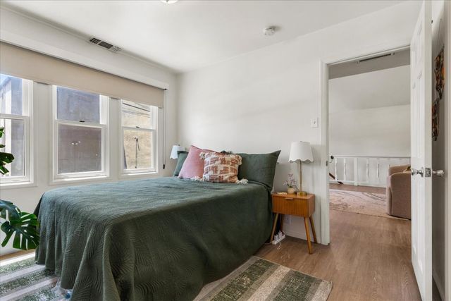1704 N St, Sacramento, CA 95811