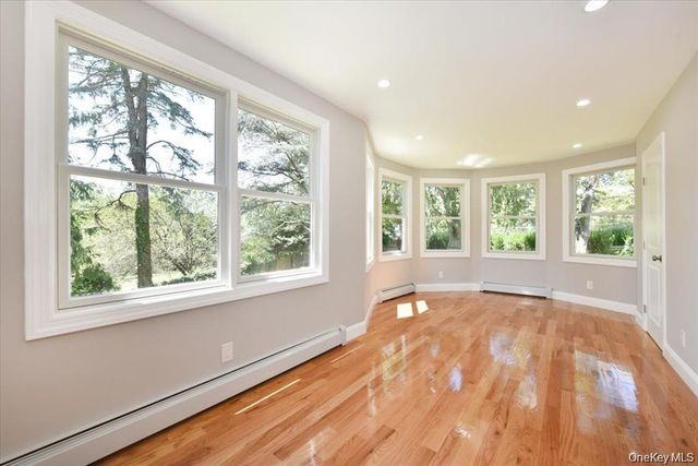 87 Dunlop Road, Huntington, NY 11743