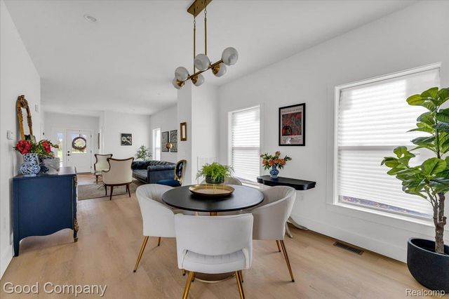 2844 16th Street, Detroit, MI 48216