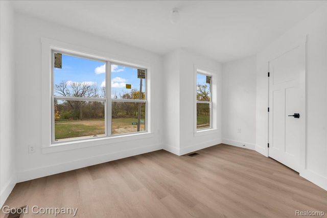 2844 16th Street, Detroit, MI 48216