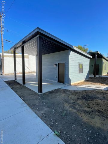 2844 16th Street, Detroit, MI 48216