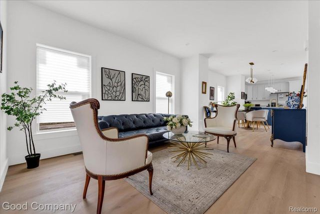 2844 16th Street, Detroit, MI 48216