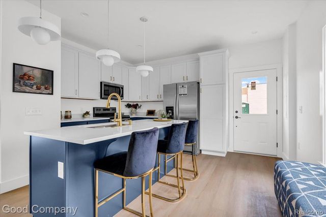 2844 16th Street, Detroit, MI 48216