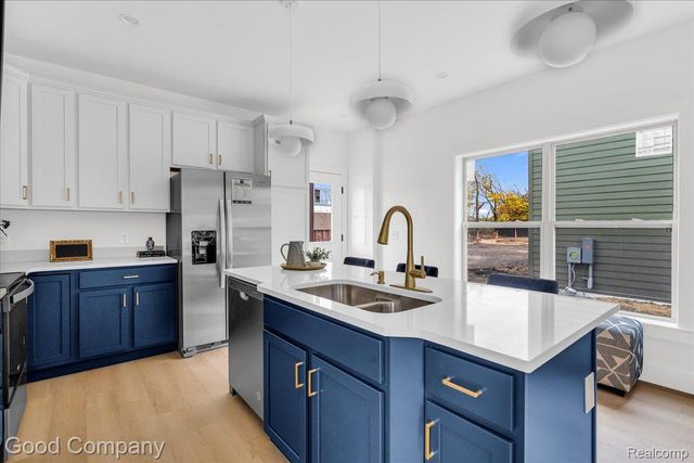 2844 16th Street, Detroit, MI 48216