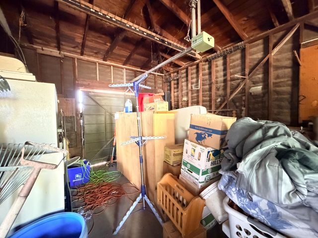 15445 W E Street, Kerman, CA 93630