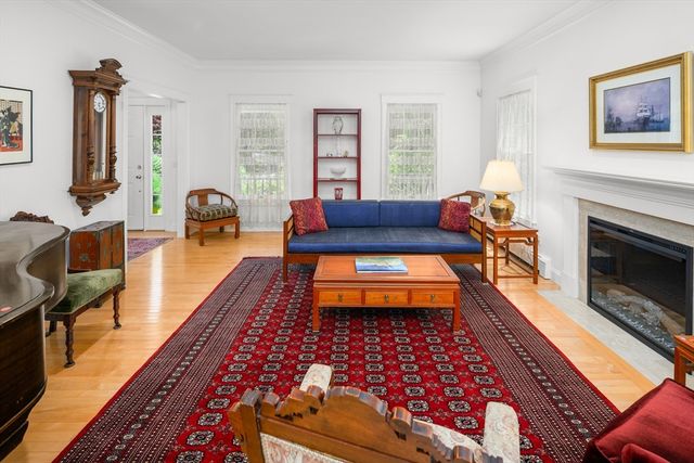 69 Martingale Ln, Brewster, MA 02631