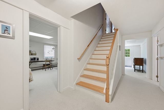 69 Martingale Ln, Brewster, MA 02631